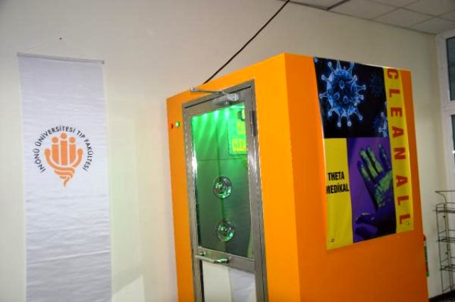 Malatya'da virüs ve bakterileri 1 dakikada temizleyen kabin üretildi