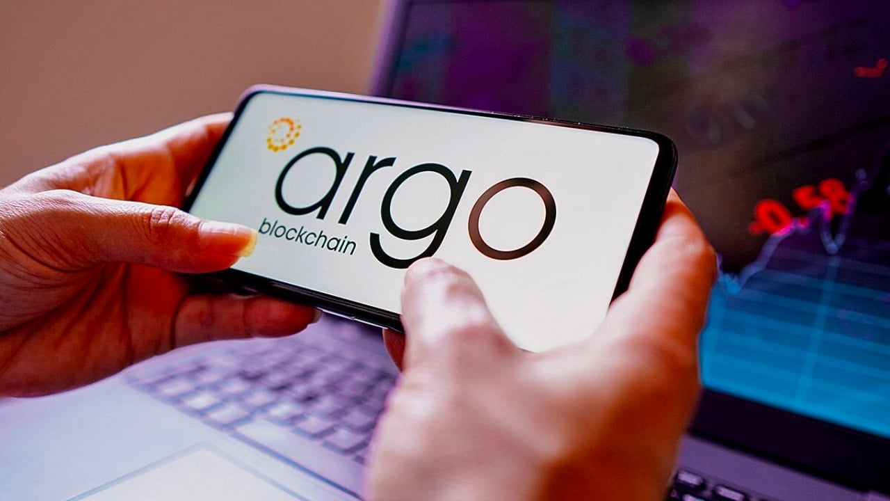 Argo Blockchain, Toplu Davayla Diken Üstünde