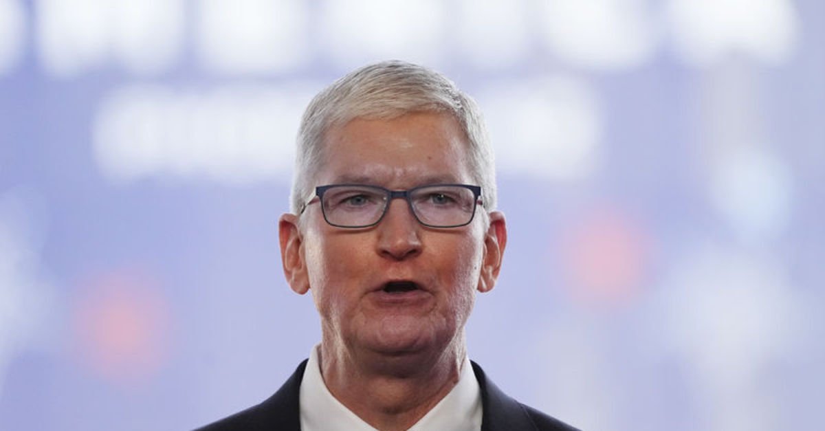 Apple CEO’su Tim Cook’tan sarsıntı bildirisi