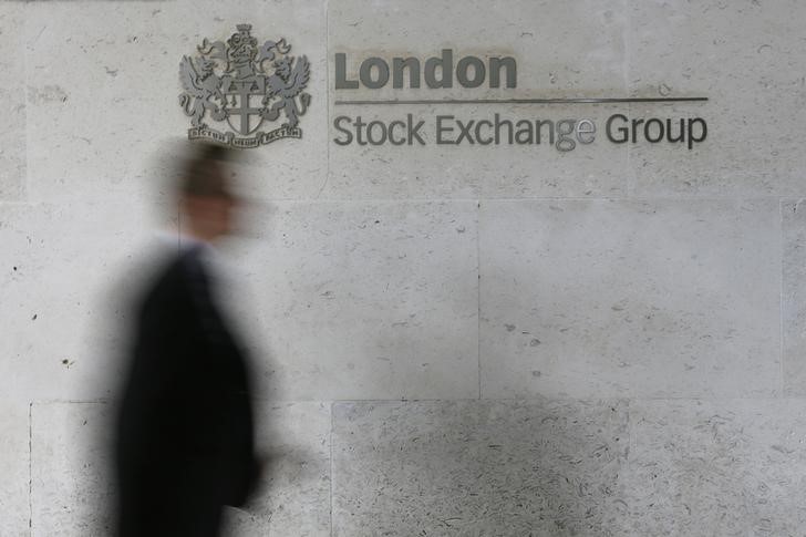 Birleşik Krallık piyasaları kapanışta yükseldi; Investing.com Birleşik Krallık 100 0,73% kıymet kazandı
