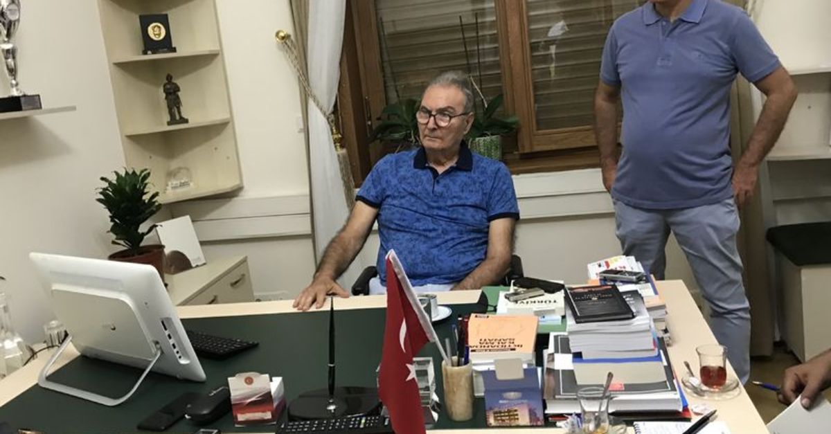 Eski CHP Genel Lideri Baykal vefat etti