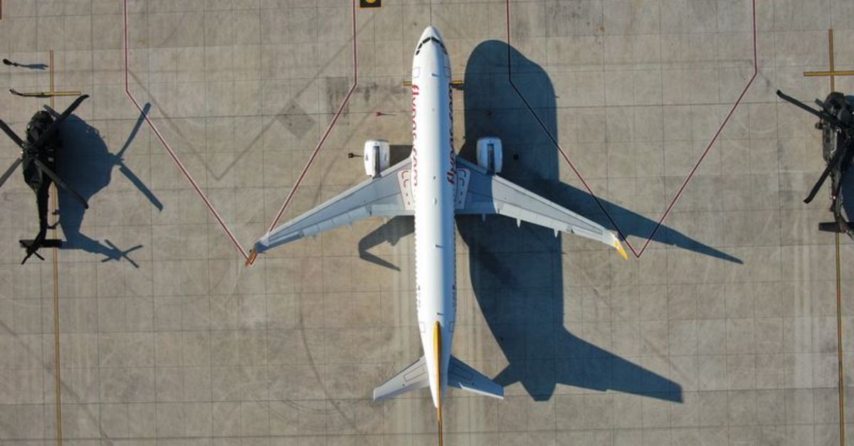 Hatay Havalimanından kalkan Pegasus uçağı İstanbul’a indi