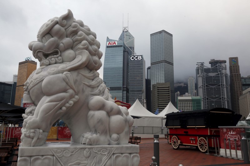 Hong Kong, ferdî yatırımcıların kripto ticaretine müsaade vermeye hazırlanıyor
