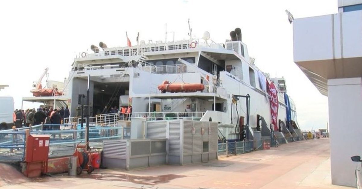İstanbul Büyükşehir Belediyesi’nin iki feribotu Hatay’a gidecek