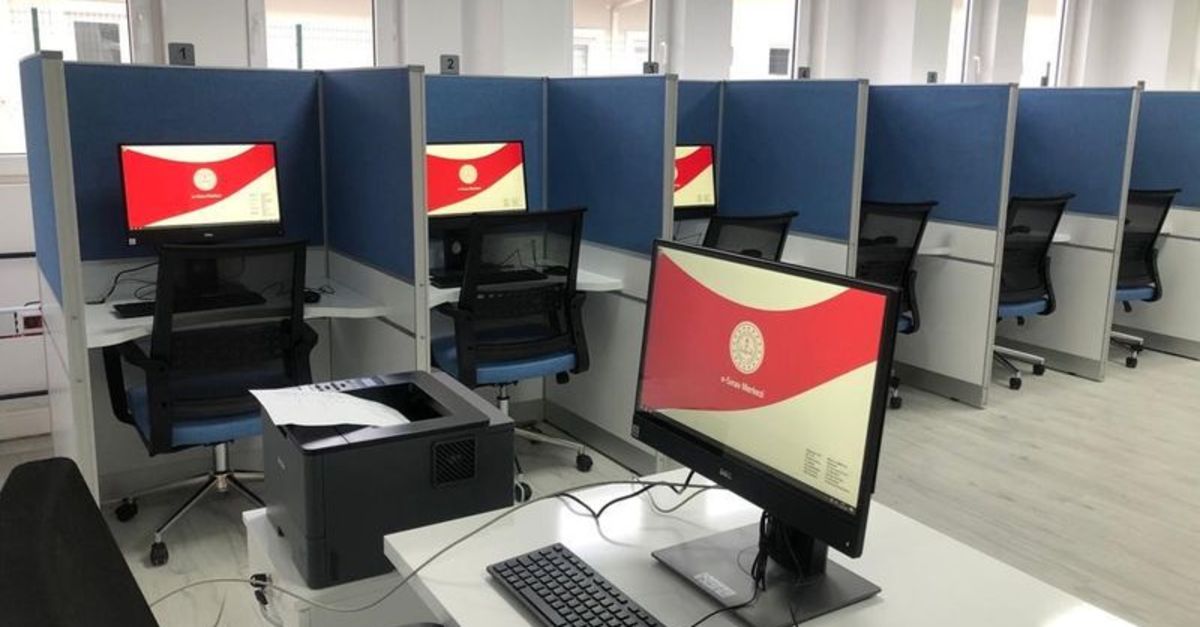 MEB elektronik imtihanları erteledi