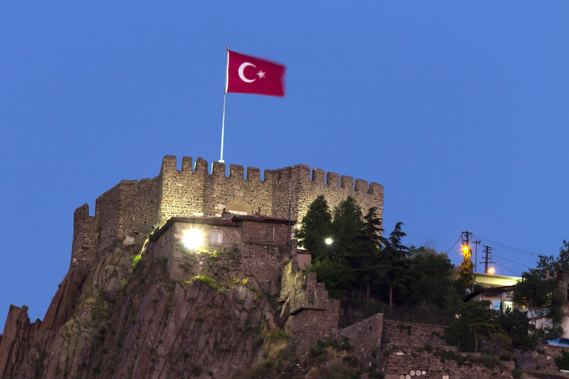 Türk sanayicileri afetzedelere yardımlar için seferberliğe ortak oldu