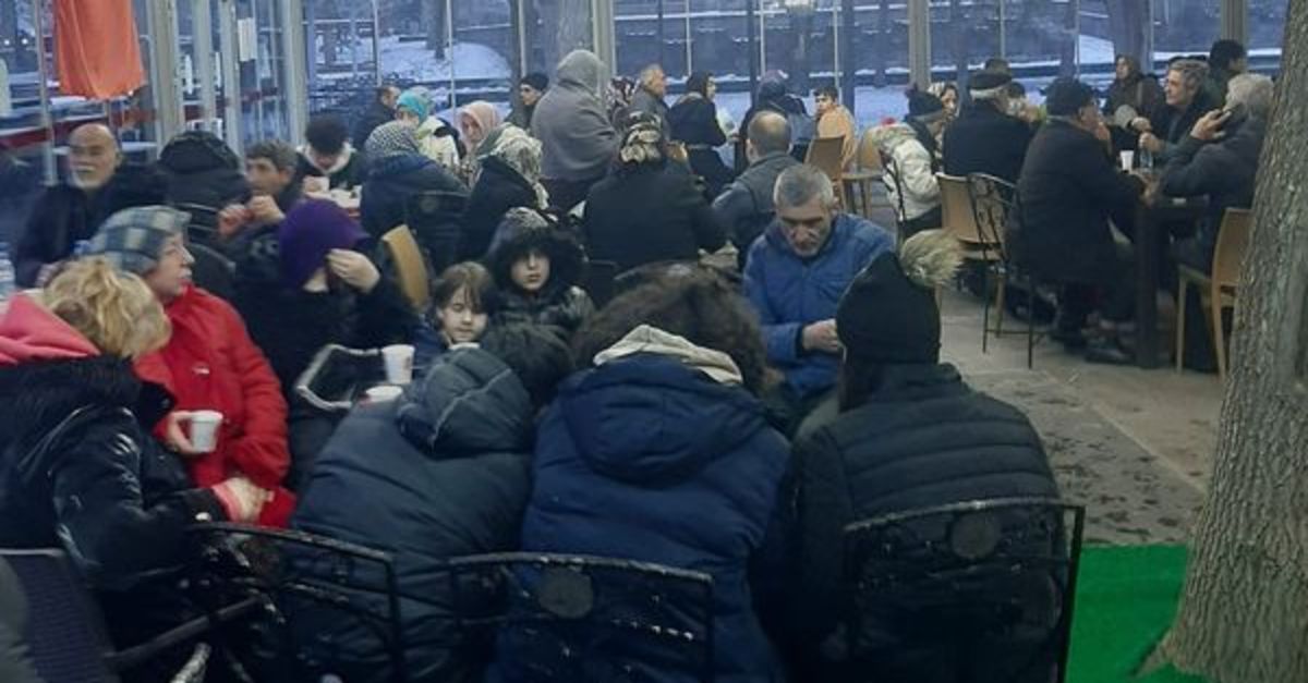 TÜROFED depremzedelere 50 bin yatak tahsis etti