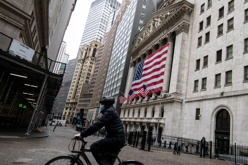 ABD piyasaları kapanışta düştü; Dow Jones Industrial Average 0,71% paha kaybetti