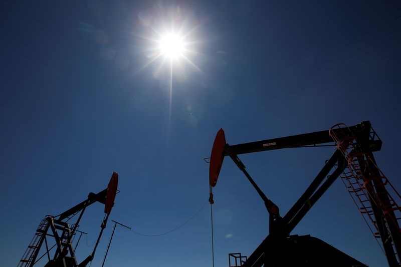 Ham petrol fiyatları haftayı yatay bir seyirde kapatıyor