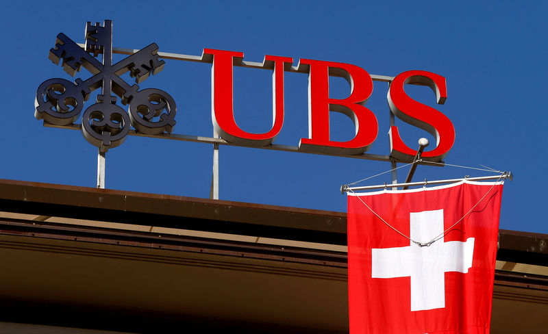UBS, Fist Boston mutabakatını bitirmek üzere Michael Klein ile müzakerelere başlıyor
