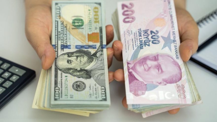USDTRY 1 ay vadeli ima edilen oynaklık oranı dünya klasmanında tepede